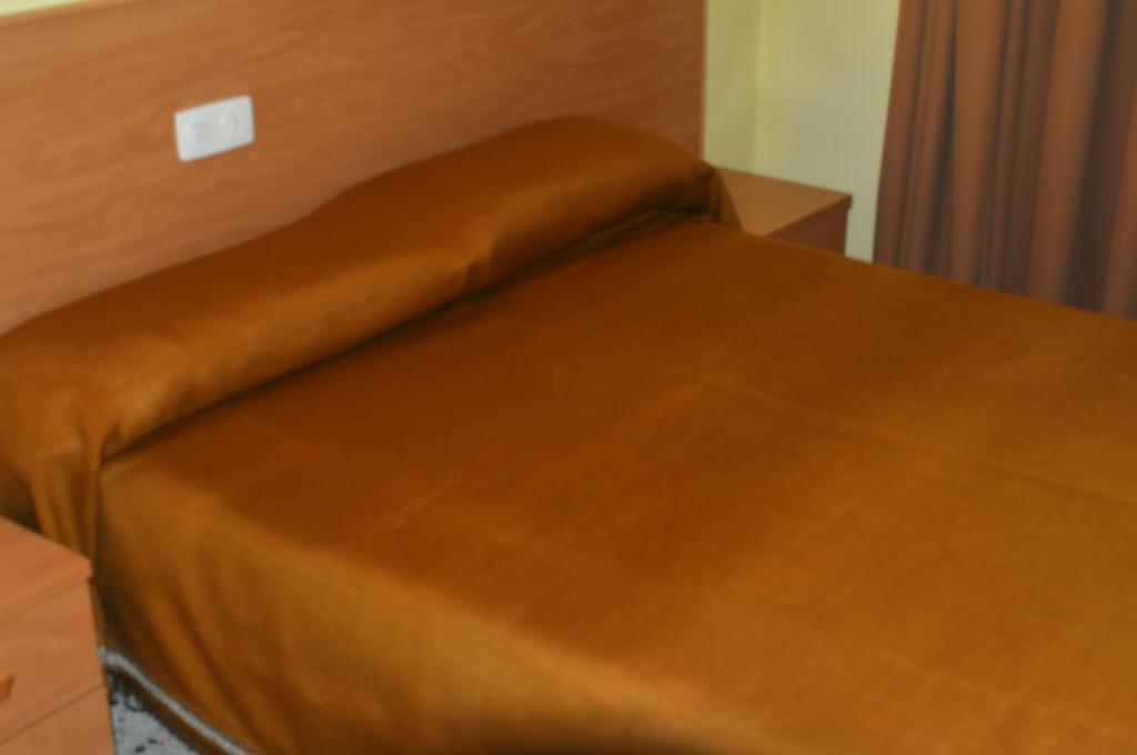 Tweepersoonskamer met 2 Aparte Bedden
