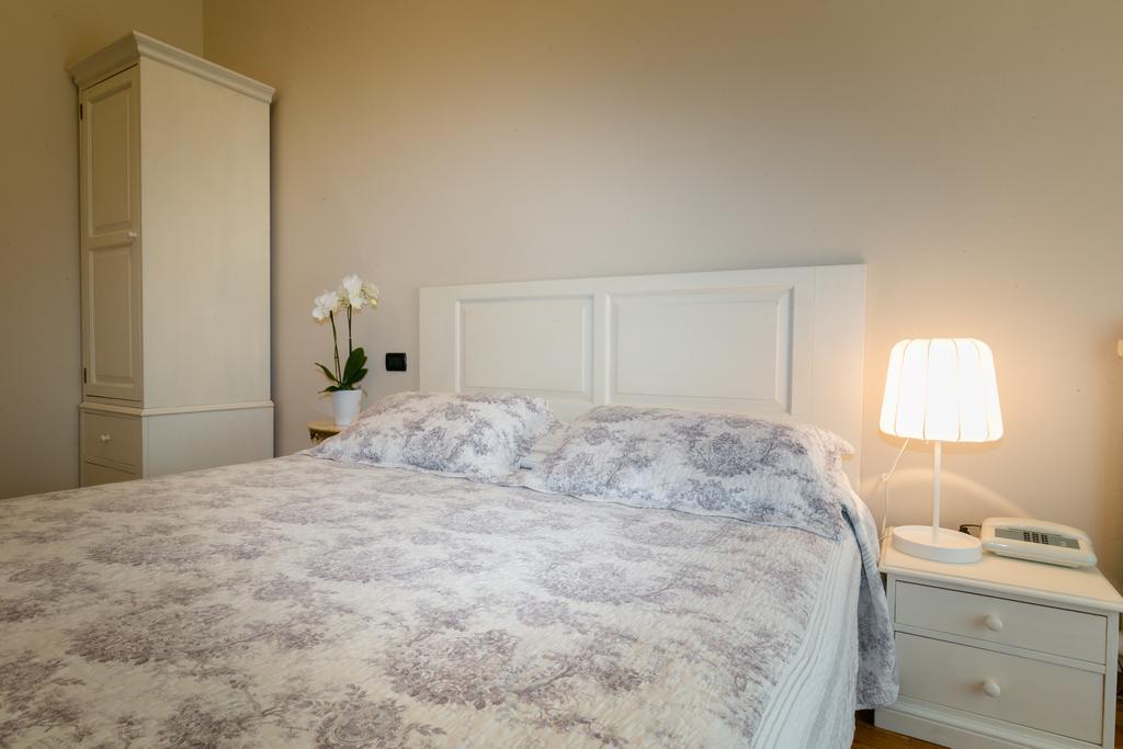 Doppelzimmer mit Seeblick