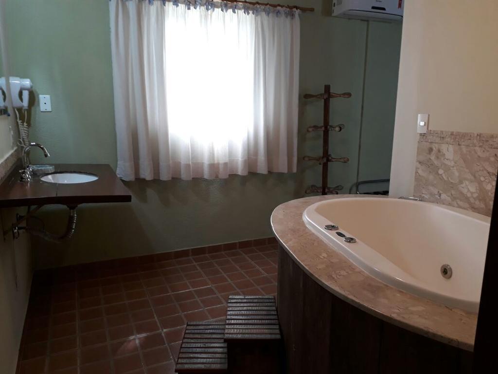 Deluxe Double or Twin Room with Spa Bath,411133806:JPEG