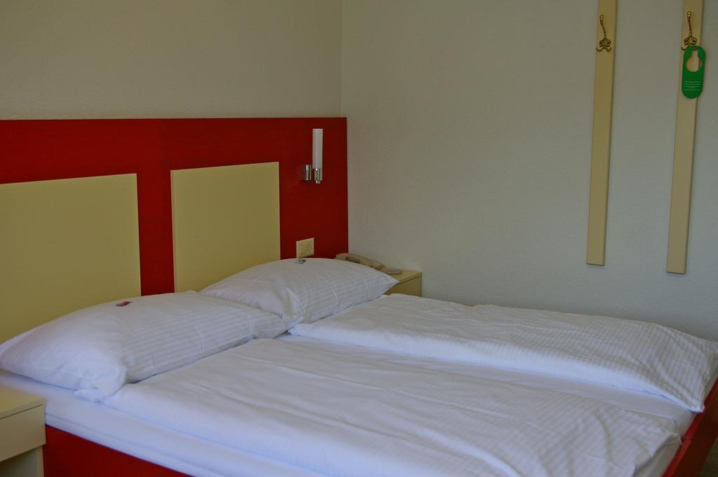 Panorama Doppelzimmer mit Balkon und Seeblick