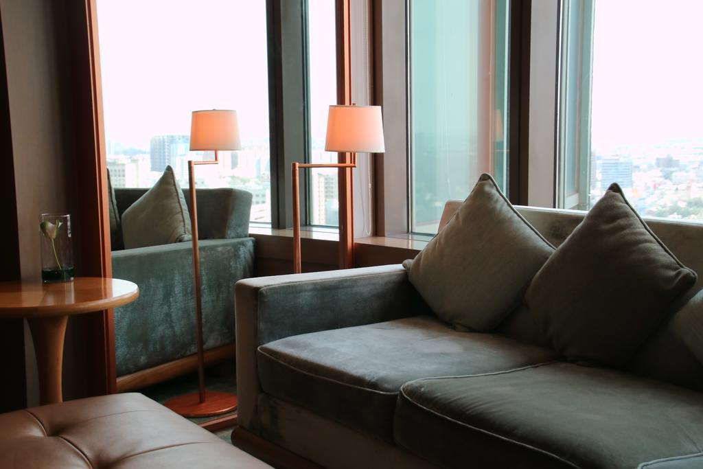 Plaza Suite with Horizon Club Lounge Access