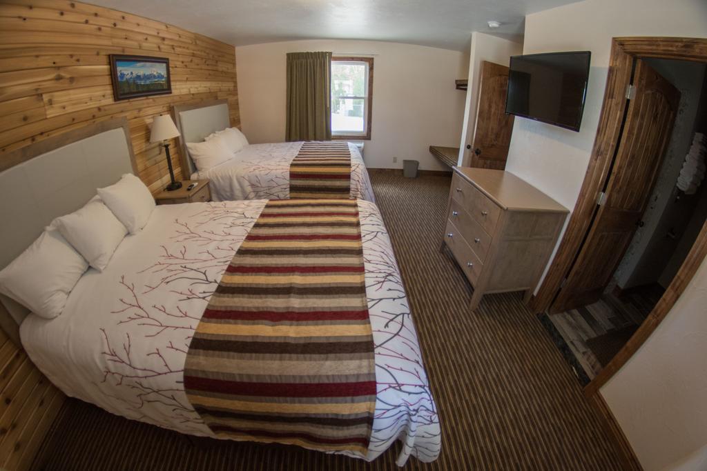 One-Bedroom Suite