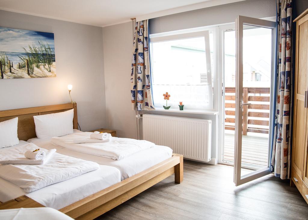 Doppelzimmer mit Balkon