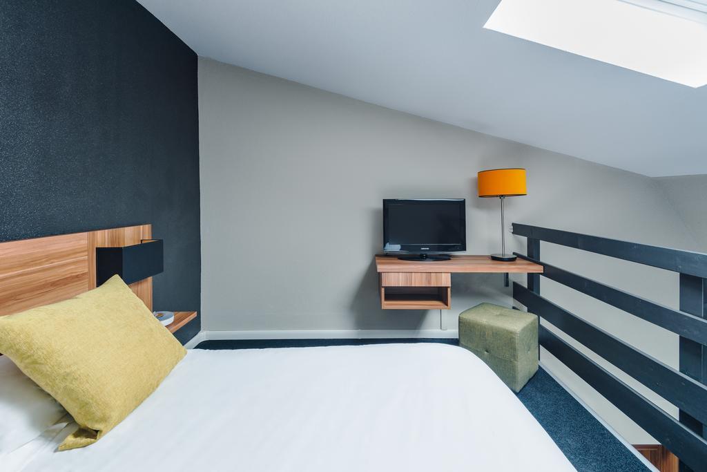 Chambre Lit Queen-Size Supérieure avec Canapé-Lit – Non-Fumeurs