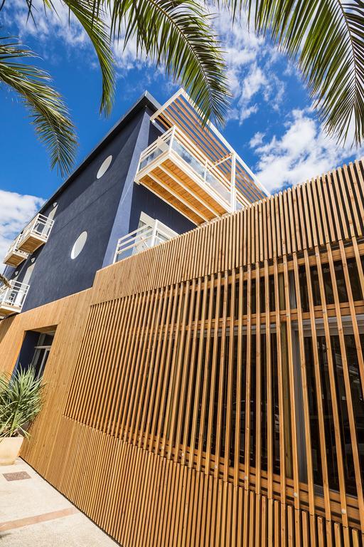 Chambre Double ou Lits Jumeaux - Vue Latérale sur Mer