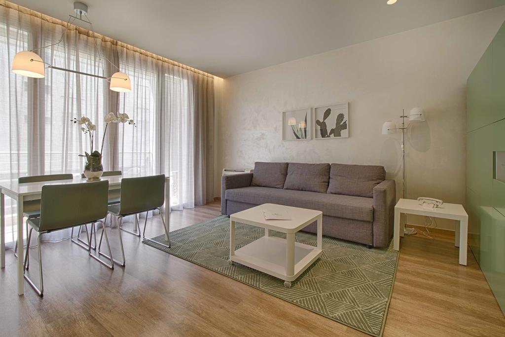 One Bedroom Apartment sofa bed,1118503689:JPEG