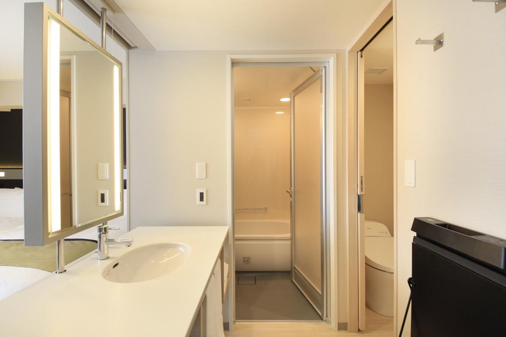 Habitación Esquinera con 2 camas individuales - No Fumadores