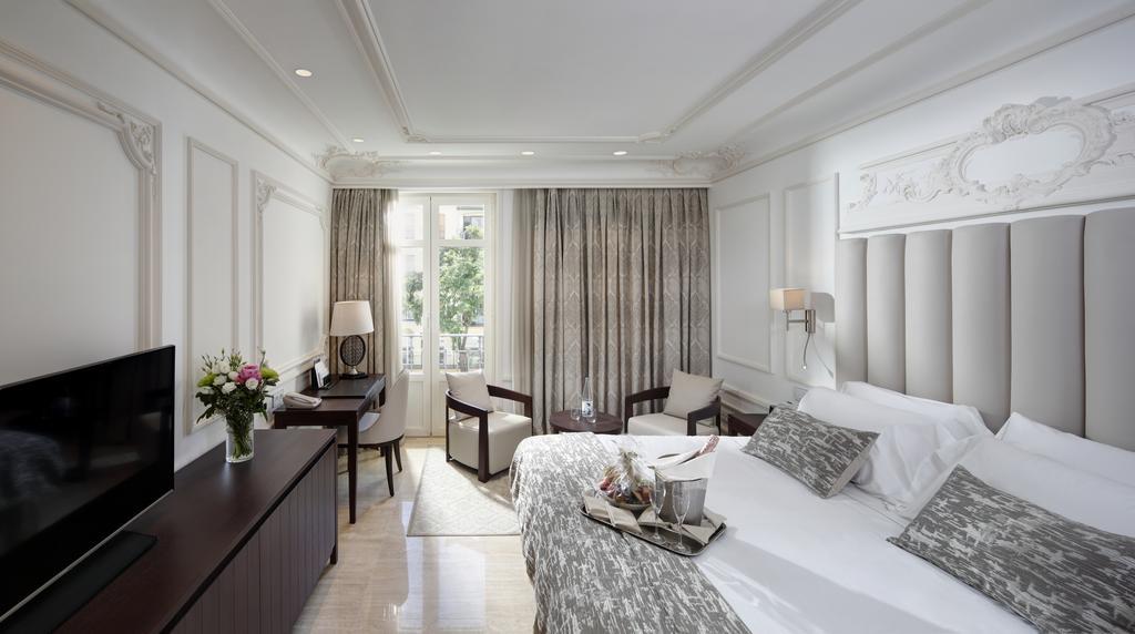 Chambre Double ou Lits Jumeaux Premier