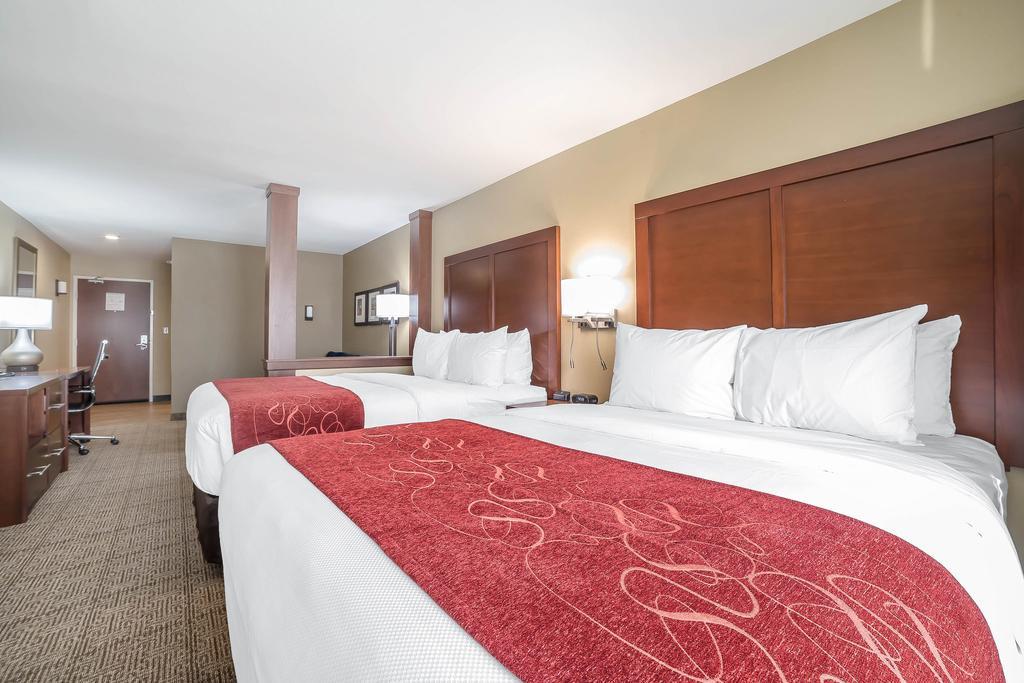Queen Suite with Two Queen Beds and Sofa Bed
