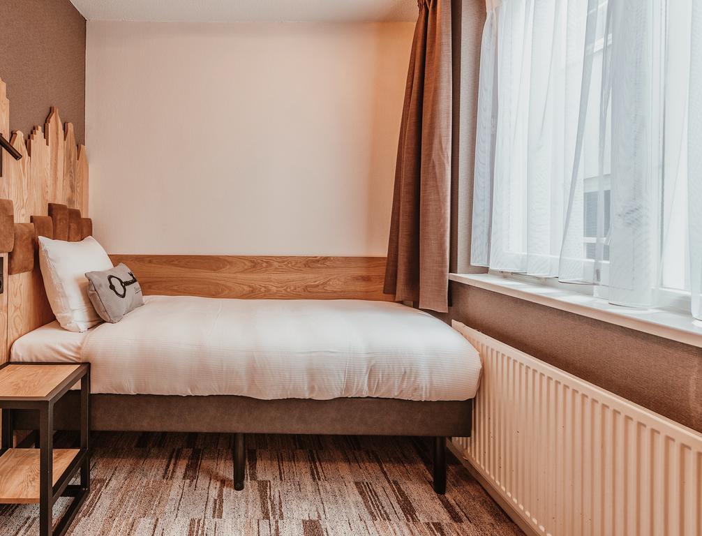 Eenpersoonskamer met Externe Eigen Badkamer