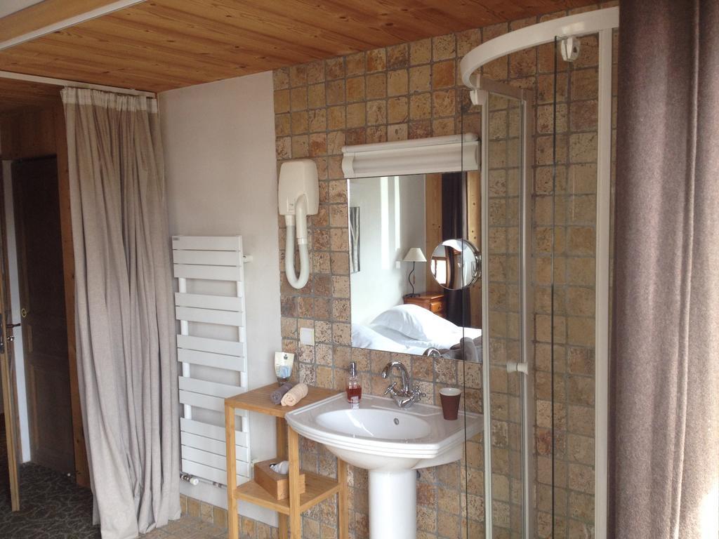 Chambre Double avec Douche