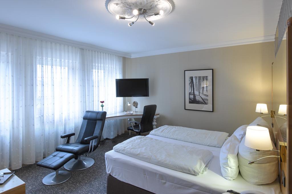 Deluxe Doppel-/Zweibettzimmer