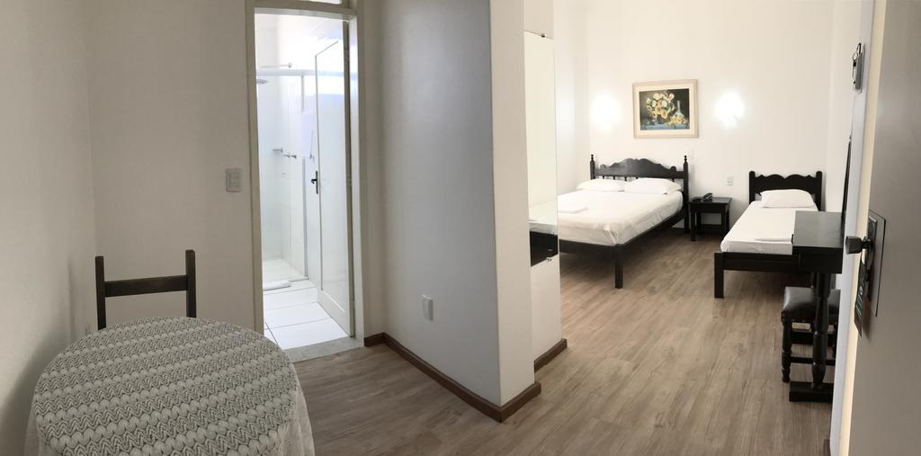 Quarto Duplo Standard