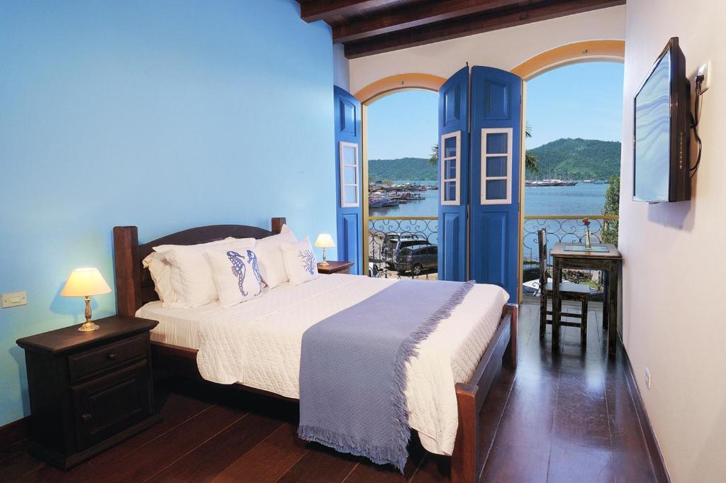 Deluxe Suite with Sea View,418196430:JPEG