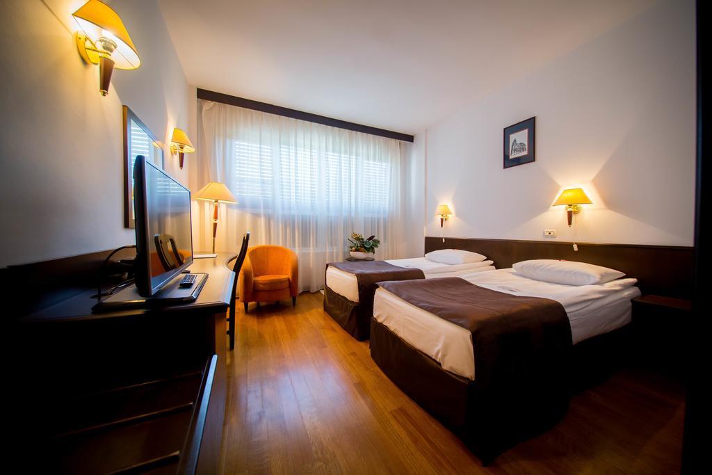 Standard Zweibettzimmer