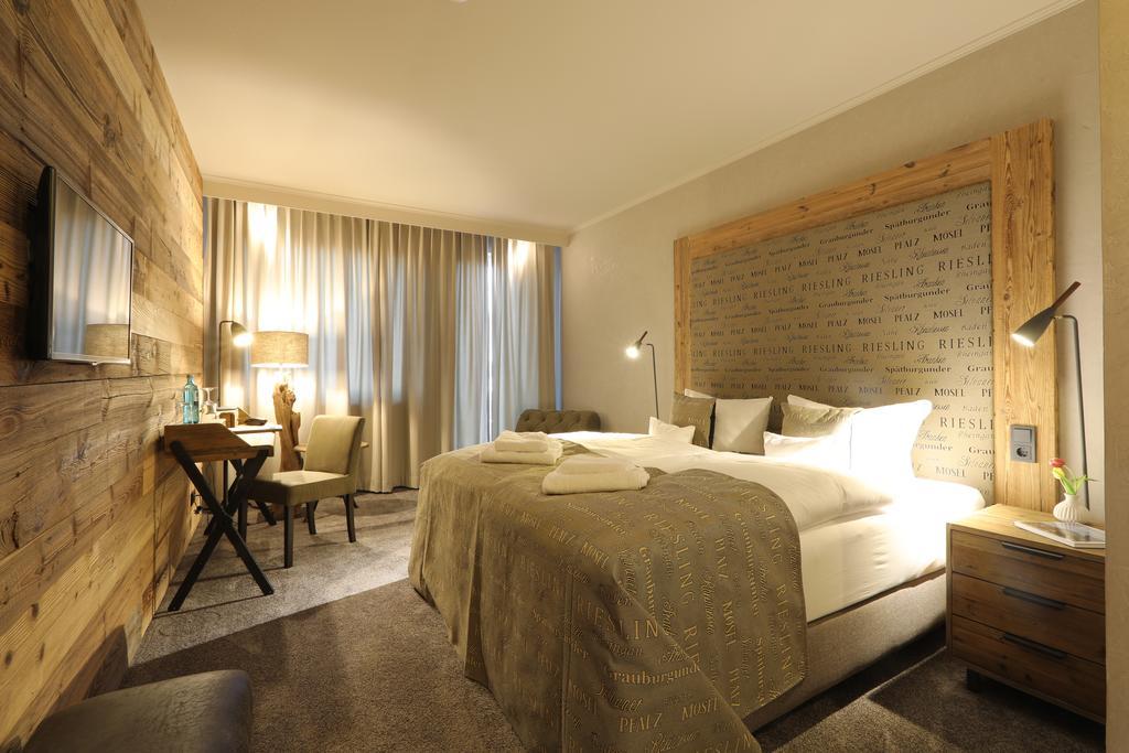 Großes Doppelzimmer