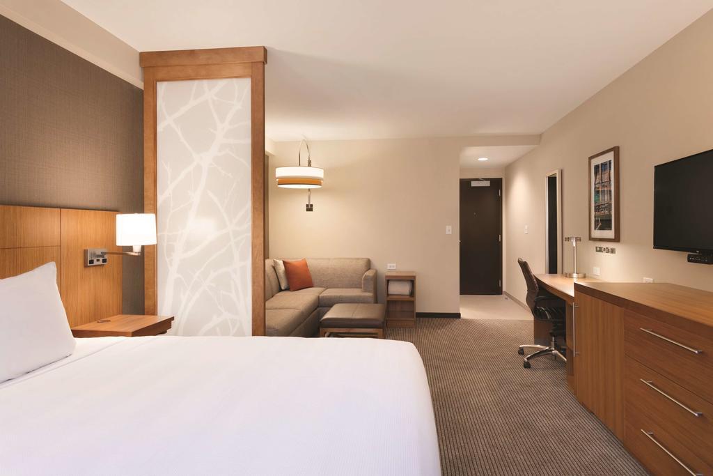 Queen Room with Two Queen Beds, Sofa Bed and Accessible Tub