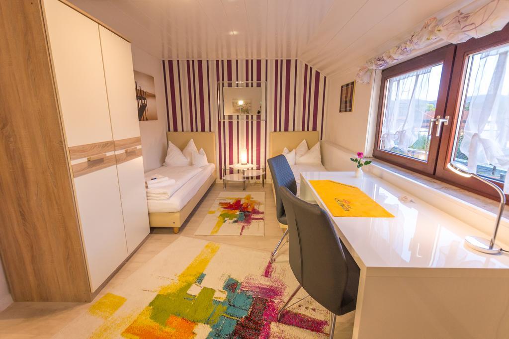Comfort Dreibettzimmer mit Dusche