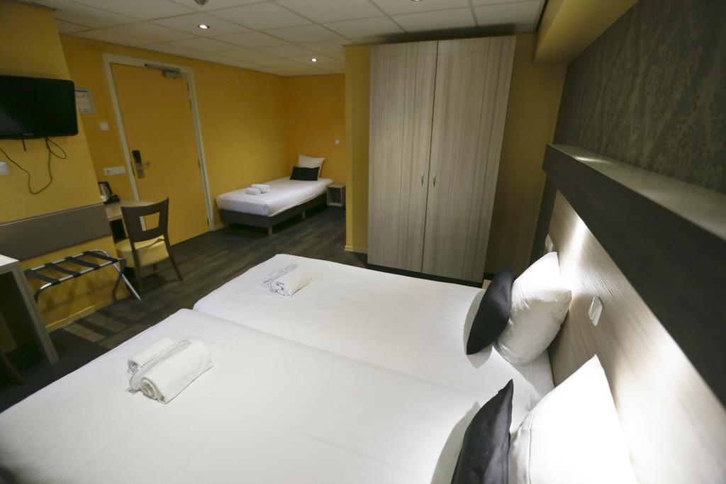 Dreibettzimmer