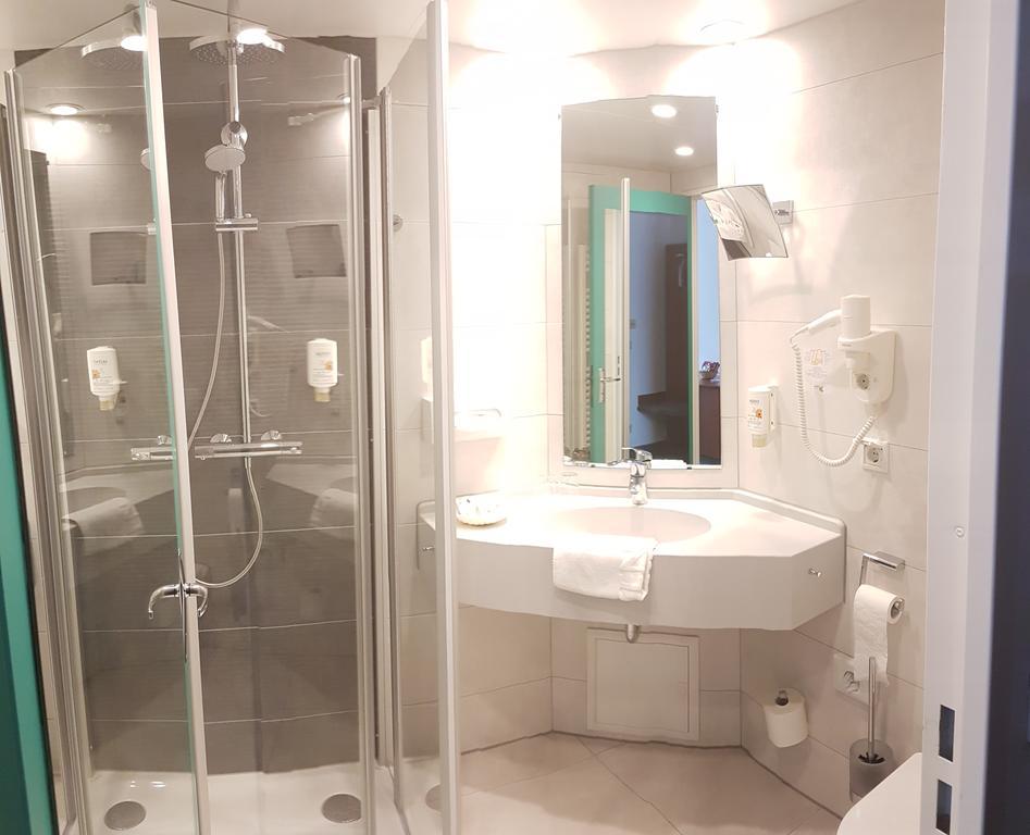 Doppelzimmer mit Balkon
