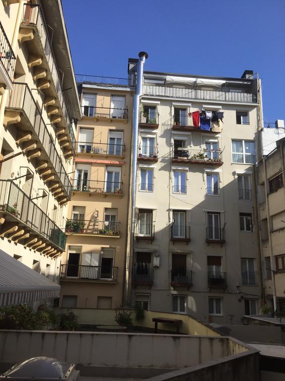 Tweepersoonskamer met 2 Aparte Bedden en Balkon
