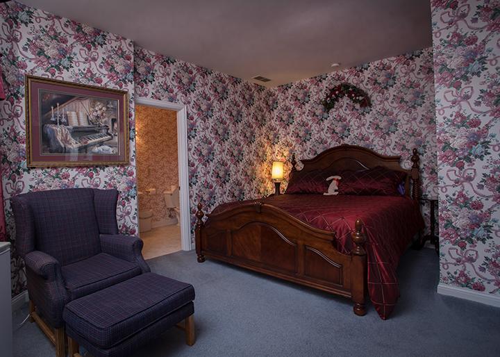 Deluxe King Suite