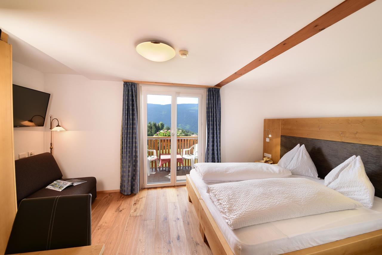 Doppelzimmer mit Balkon