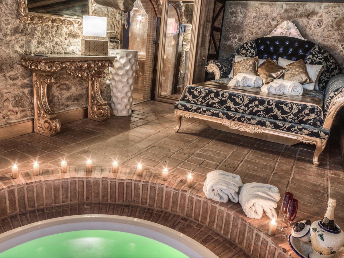 Suite com Piscina Privativa