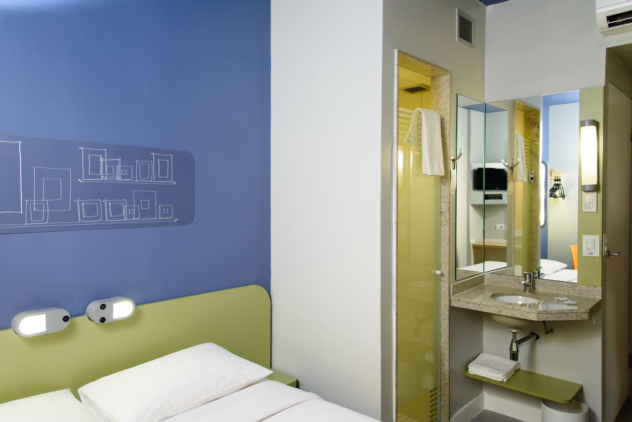 Apartamento de 1 Quarto com Vista do Mar