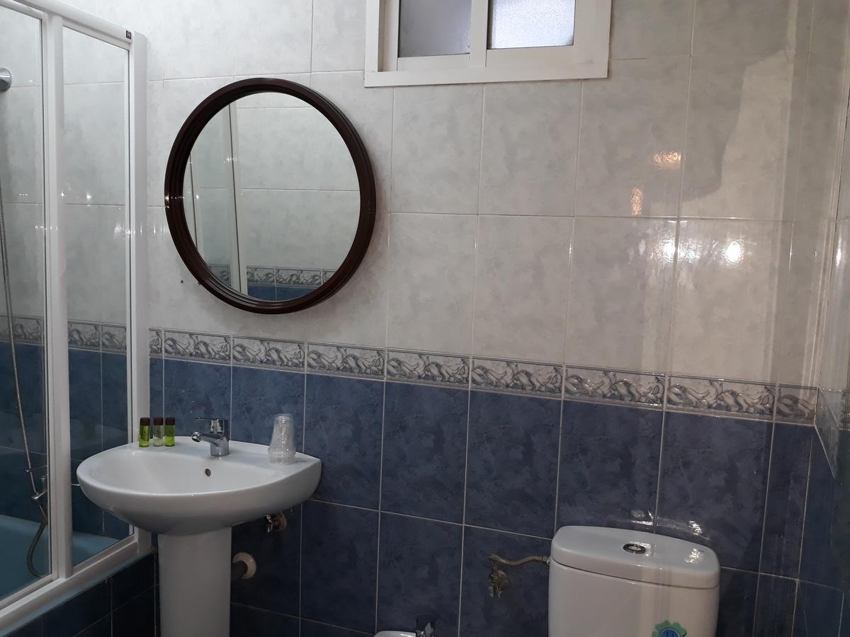 Habitación Triple con baño privado