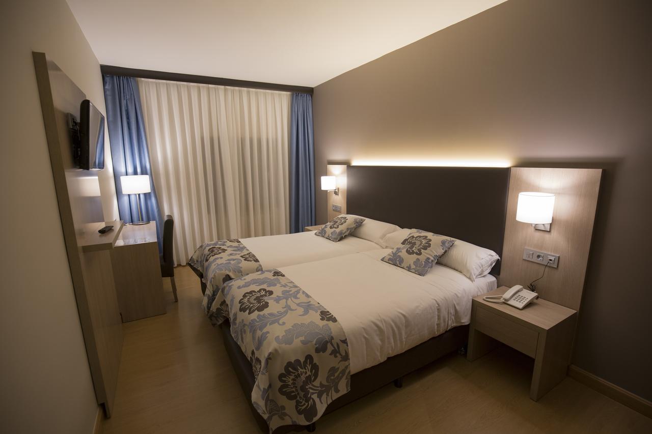 Standard Double Room,507669882:JPEG
