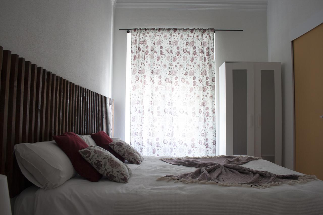 Doppel- oder Zweibettzimmer