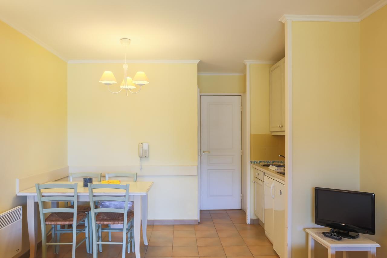 Appartement Supérieur 1 Chambre avec Climatisation et Terrasse ou Balcon (4 Personnes)