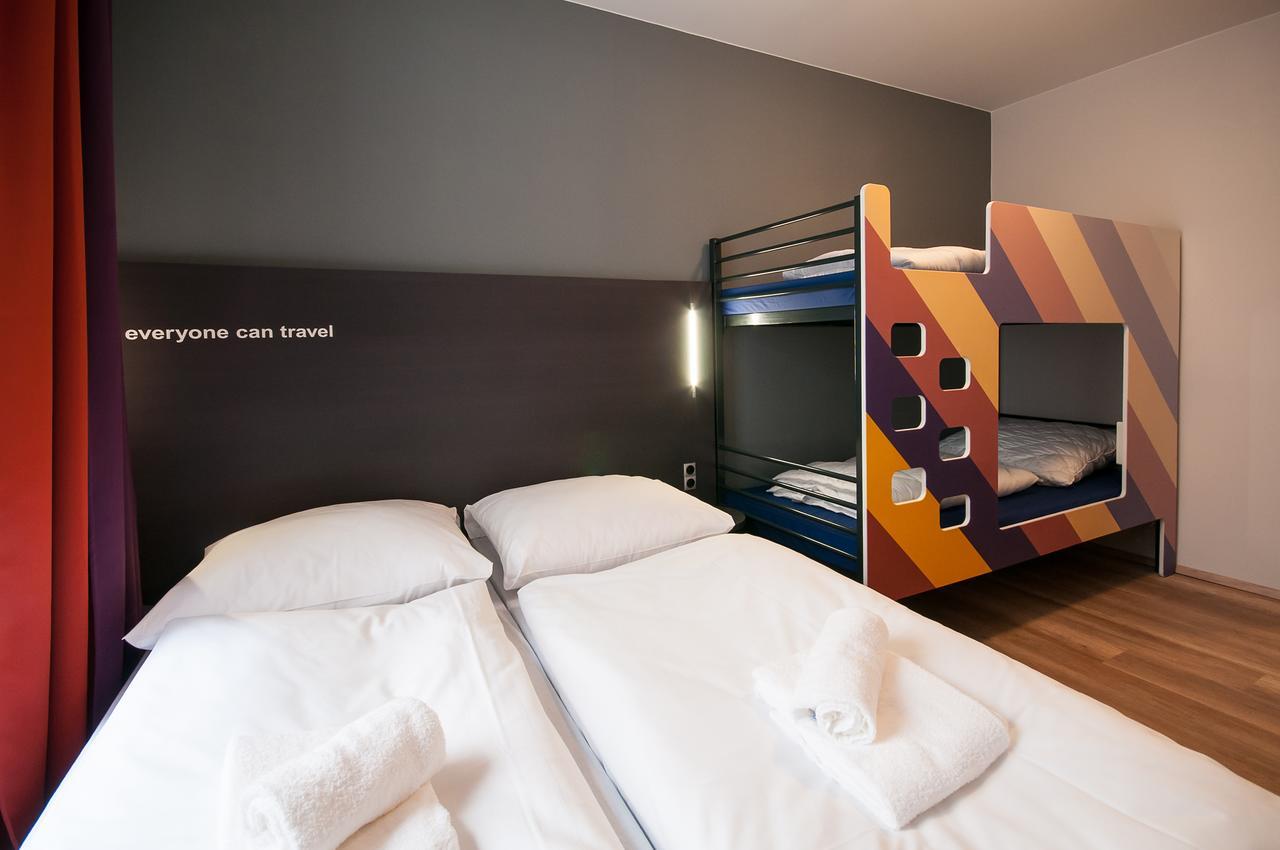 Dreibettzimmer