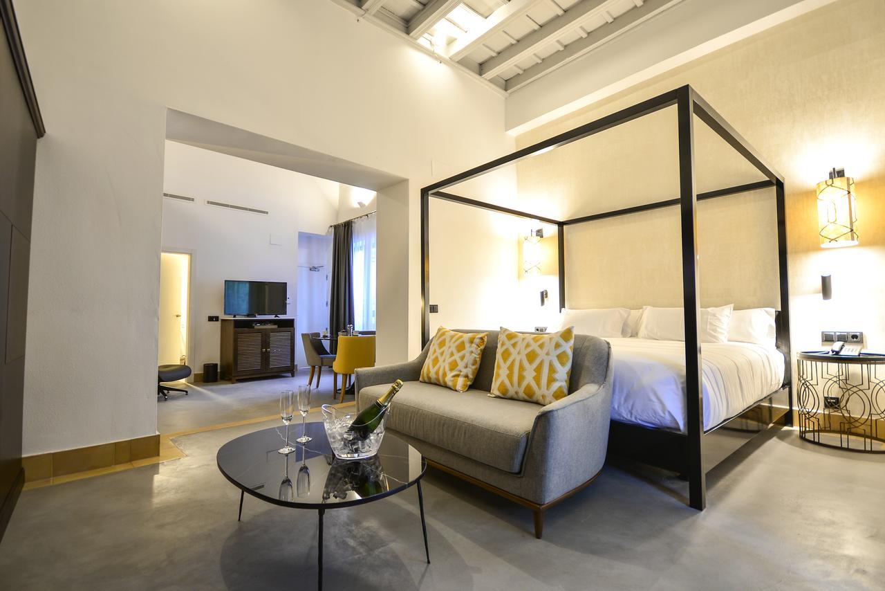 Royal Alcazar Suite room with terrace