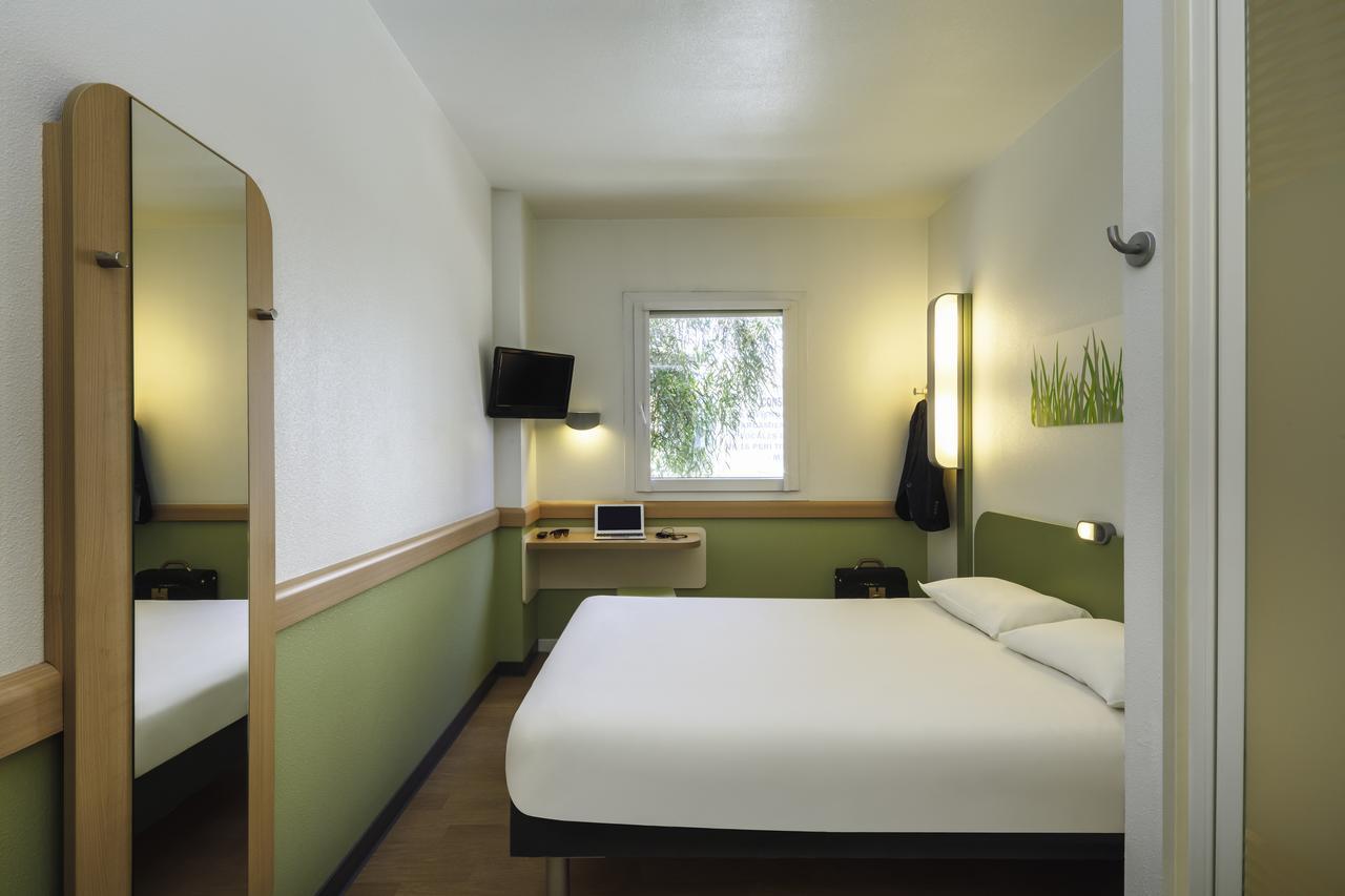 Quarto Duplo Standard
