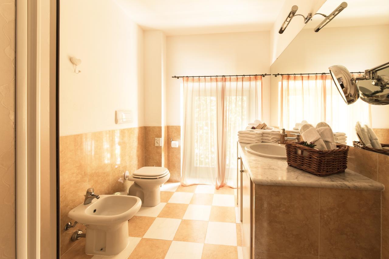 Appartamento con 2 Camere da Letto e Vista Mare