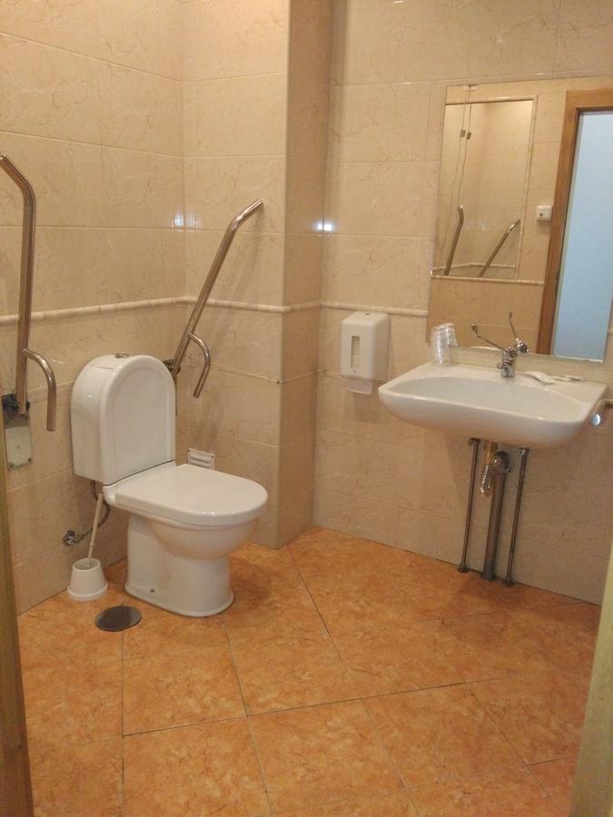 Quarto Twin Standard