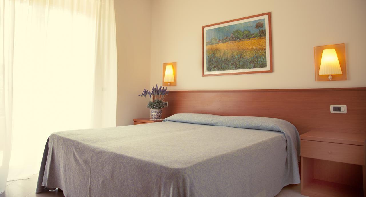 Two-Bedroom Apartment,1588248071:JPEG