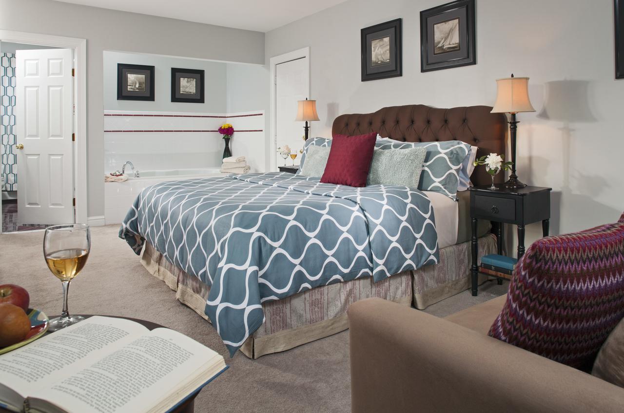 King Room with Spa Bath
