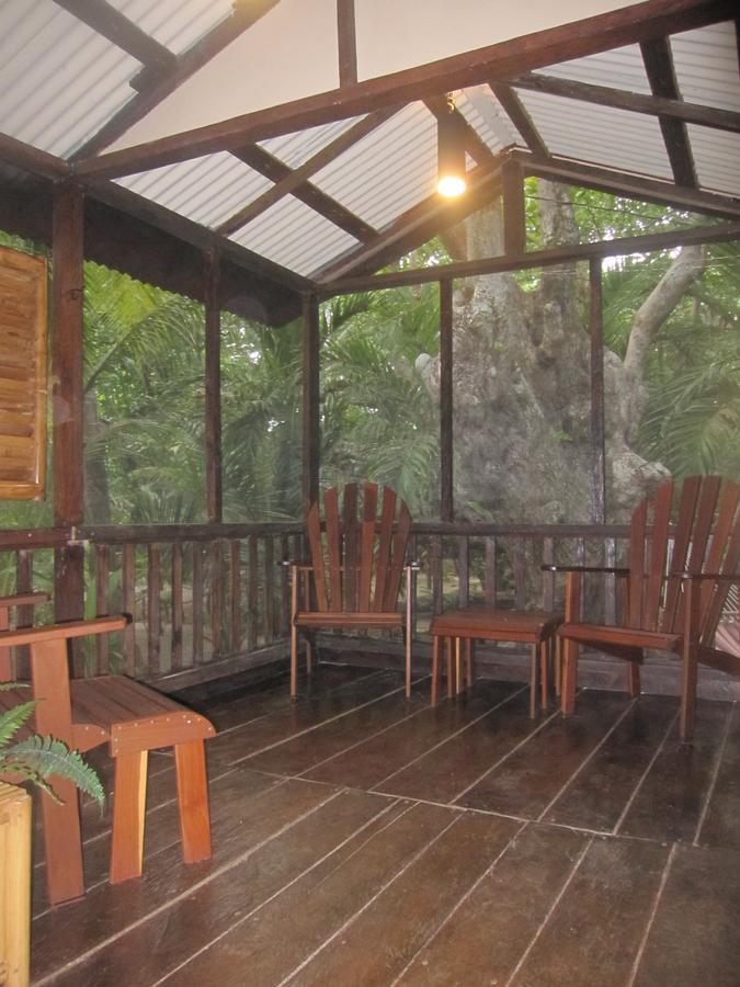 Bungalow with Garden View