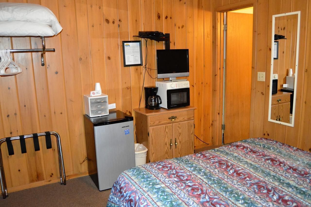 Small Double Room,531230385:JPEG