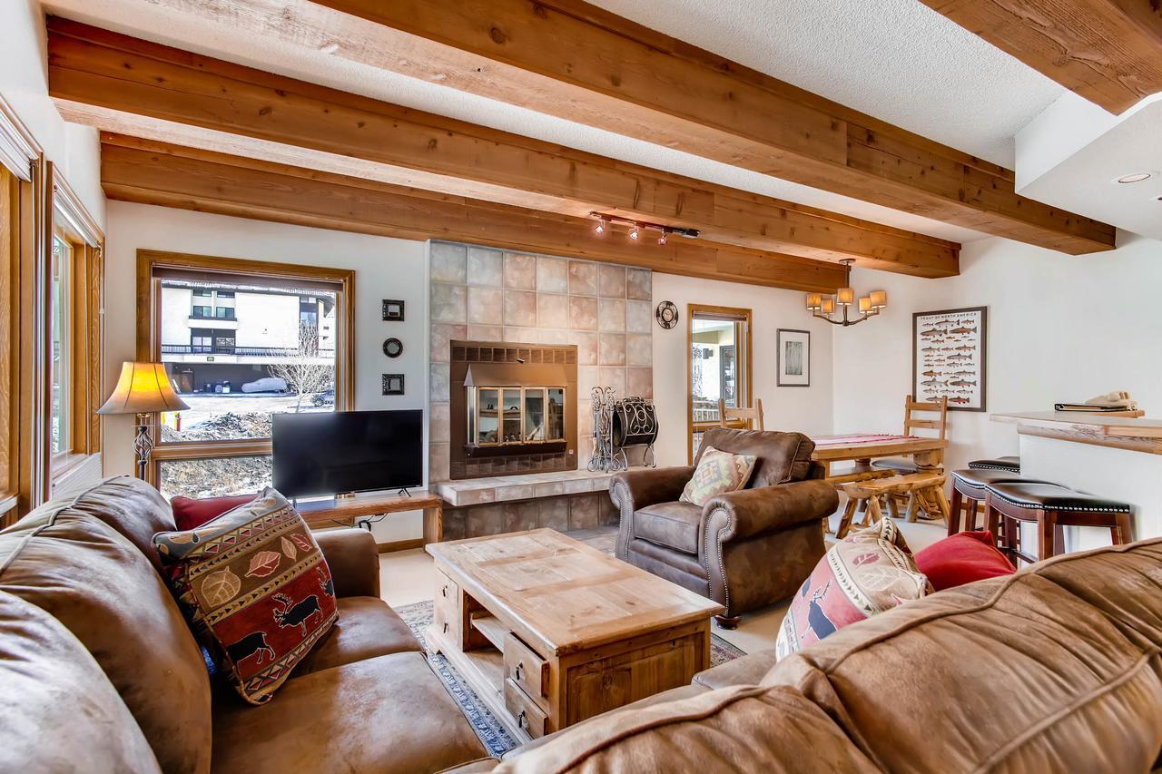 Plaza 3 Bedroom 3 Bath 4 Peak