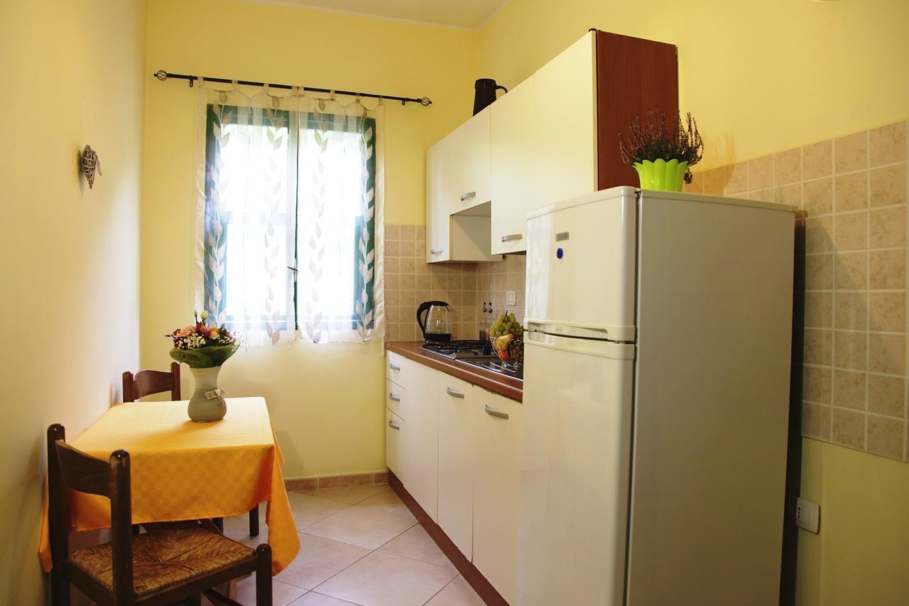One-Bedroom Apartment,535446939:JPEG