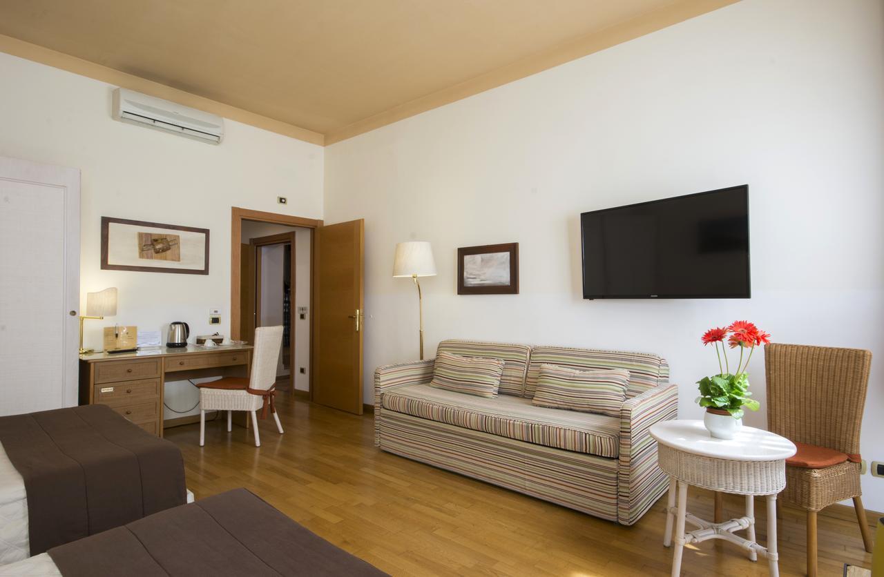 Chambre Familiale (5 Adultes)