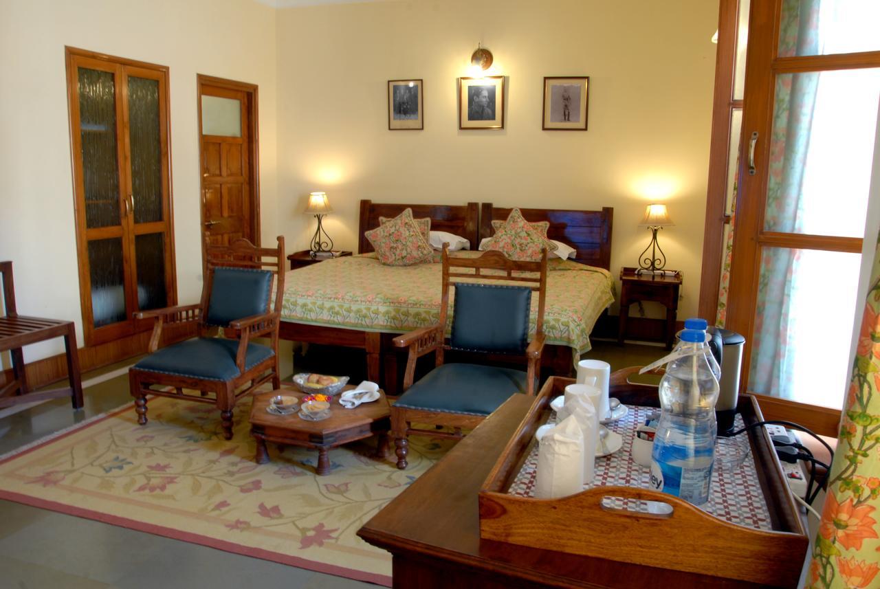 Chambre Standard Cour