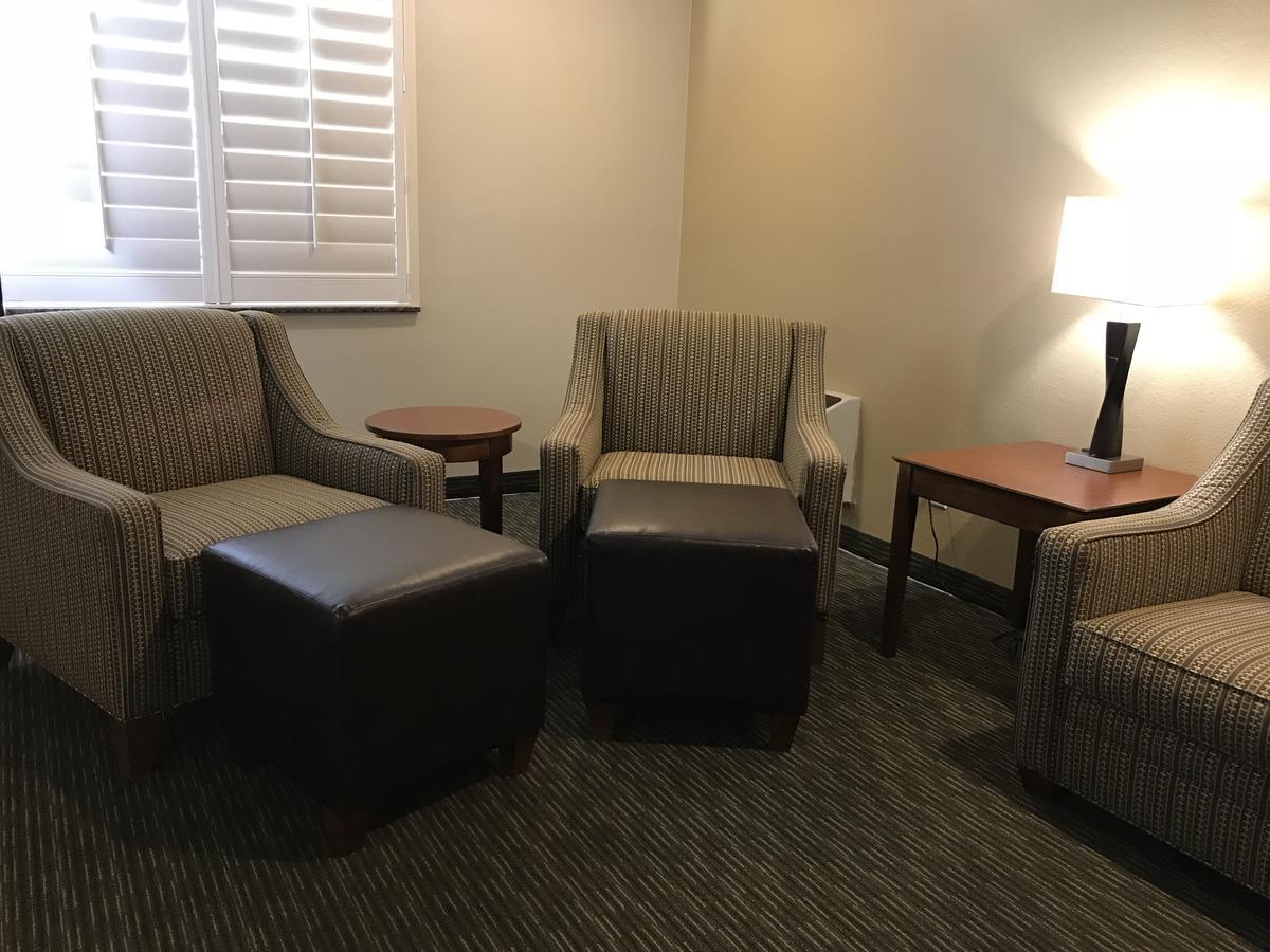 King Suite with Sofa Bed - Non-Smoking