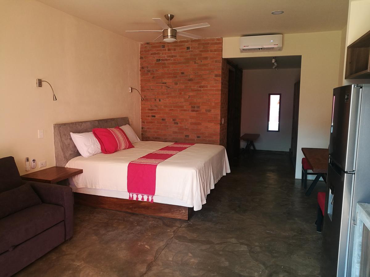 King Studio with Sofa Bed