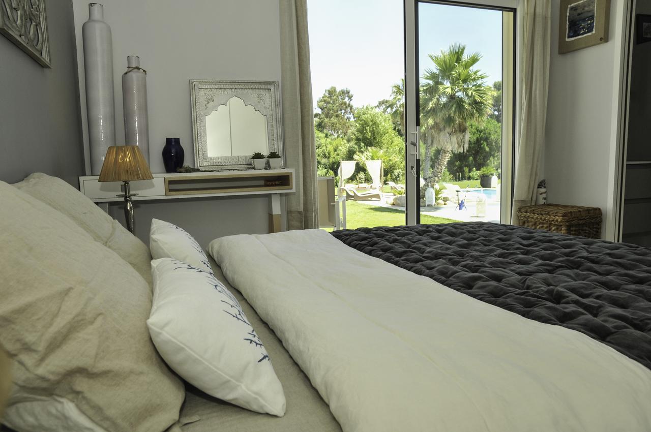 Chambre Double - Vue sur Piscine