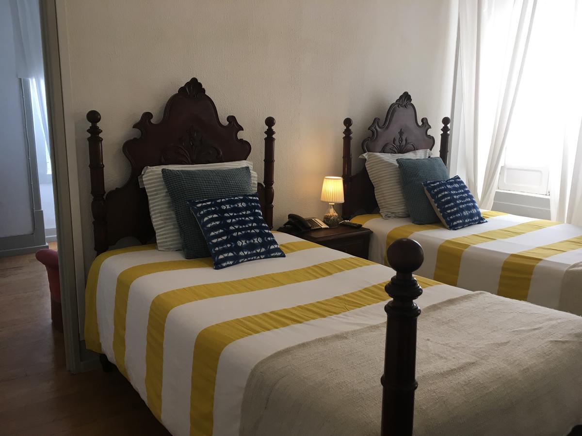 Quarto Triplo Standard com Vista Mar